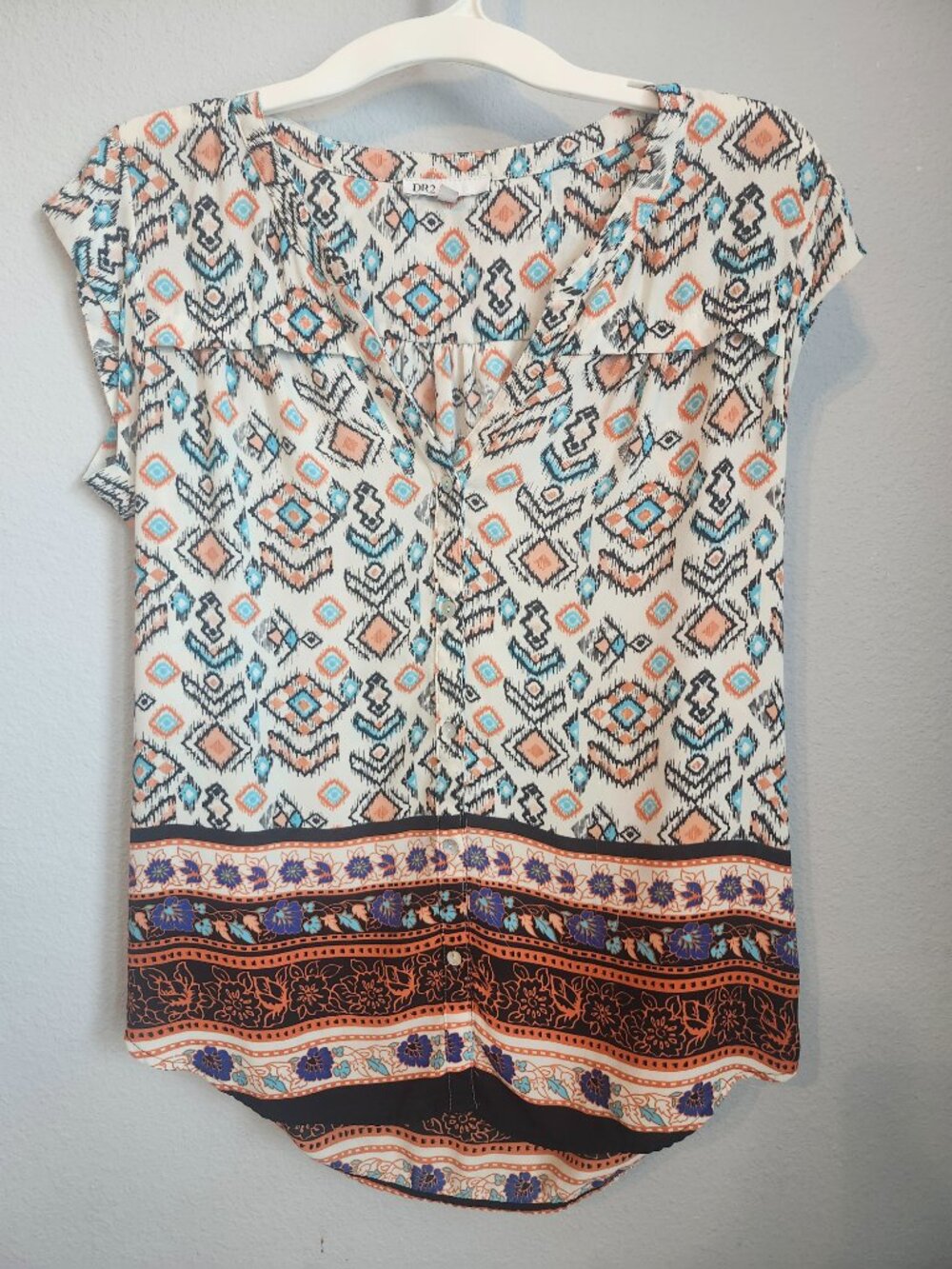 DR2 Women’s Medium Boho Aztec Geometric Button Front Blouse Top Multicolor